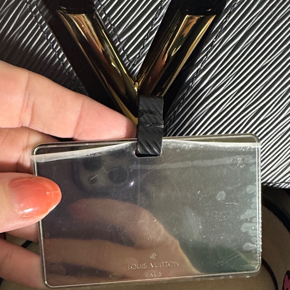 Louis Vuitton Black EPI Twist with Gold Accents and Matching Wallet- - Picture 14 of 16